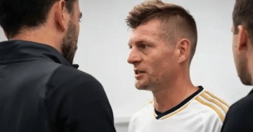 宽言宽语：克罗斯炮轰巴萨：就这打法，永远拿不到欧冠